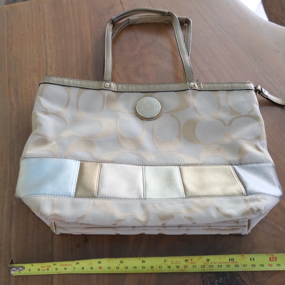 Coach Bag - Picture 11 of 12